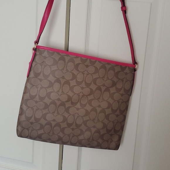 Coach File Bag - Picture 4 of 6